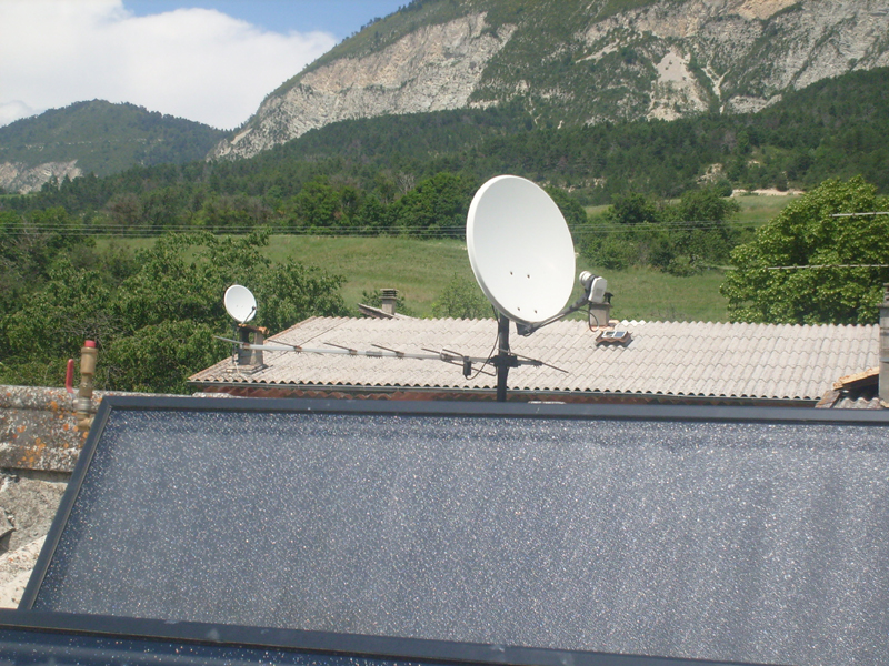pollution visuelle antennes contre capteurs solaires